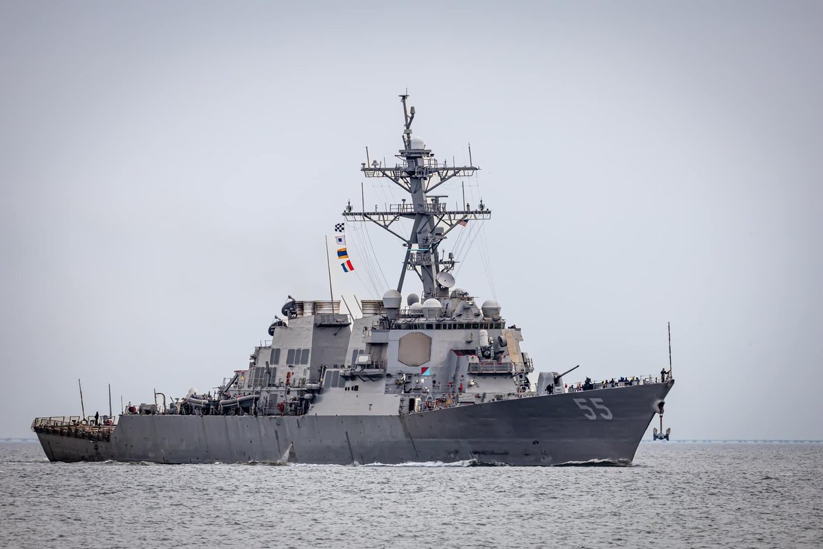 USS Stout (DDG 55) Arleigh Burke-class Flight I guided missile destroyer coming into Norfolk, Virginia - February 9, 2024 #ussstout #ddg55

SRC: FB- Hampton Roads & Chesapeake Bay Ship Watchers