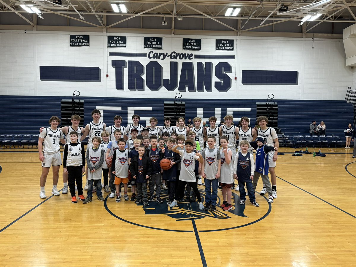 It’s so great to have so many future <a href="/CaryGroveGBB/">CG Girls Basketball</a> and <a href="/CaryGroveHoops/">Cary-Grove Basketball</a> players in the gym.  #thefutureisbright