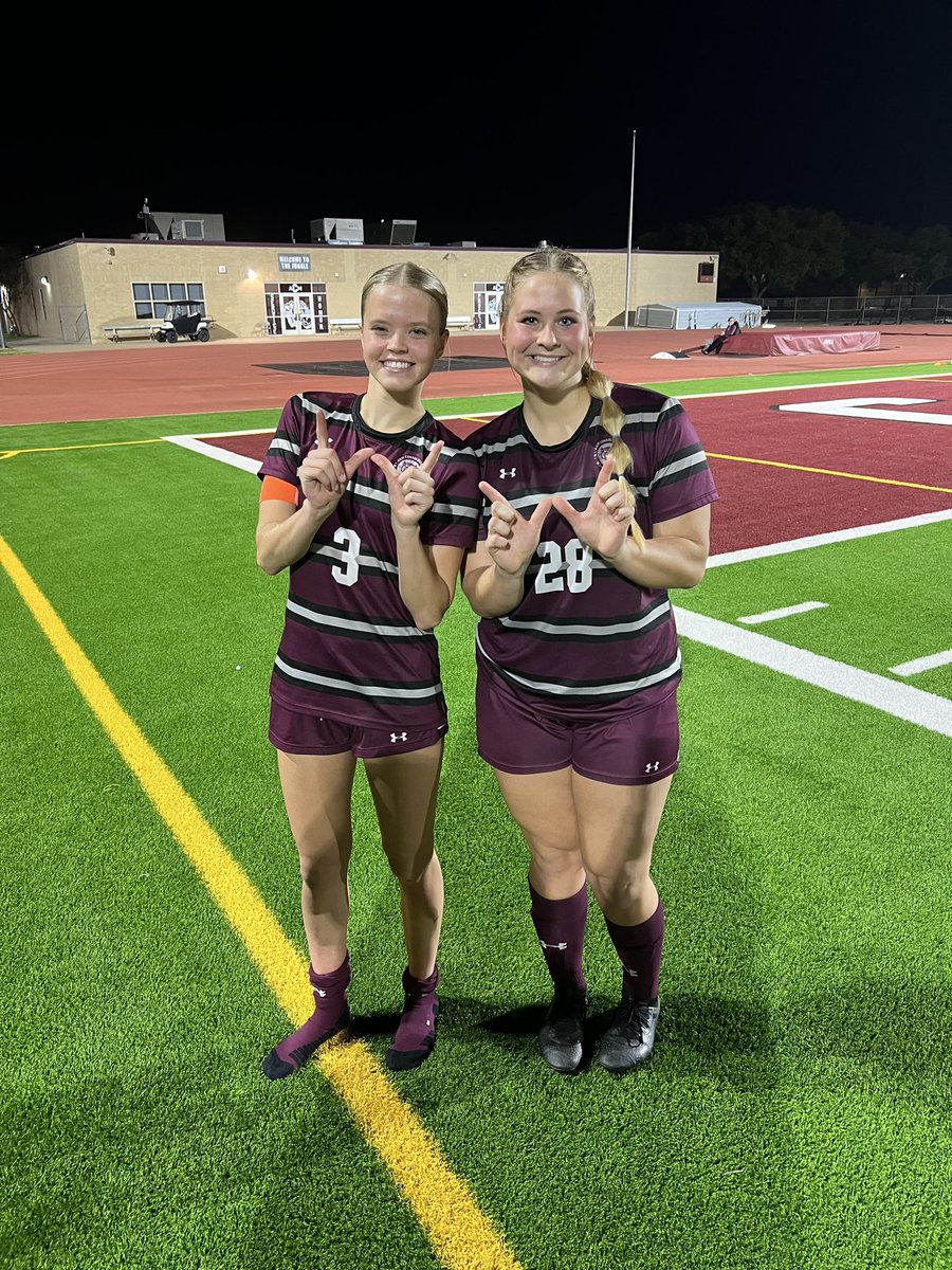 The Lady Tigers came out roaring &amp; did not disappoint!
They pick up that W 🆚 Lake Creek.

⚽️<a href="/HomeyerKate/">kate homeyer</a>
⚽️<a href="/lily_hickson/">Lily Hickson</a>
🅰️<a href="/ashtyn_magnuson/">Ashtyn Magnuson 2026</a>
🅰️<a href="/grace_t1324/">Grace Tomlinson</a>
❌🥅❌ GWO🐅
<a href="/abbigail_rowse/">Abbigail Rowse</a> <a href="/MorawietzKayla/">Kayla Morawietz</a> Grace Kate Evie <a href="/sarah_carwile/">Sarah Carwile</a> <a href="/KindleKerbel/">Kindle Kerbel</a>

🐅⚽️Kate
⛏️👷‍♀️Lily
#CDF #bonafide