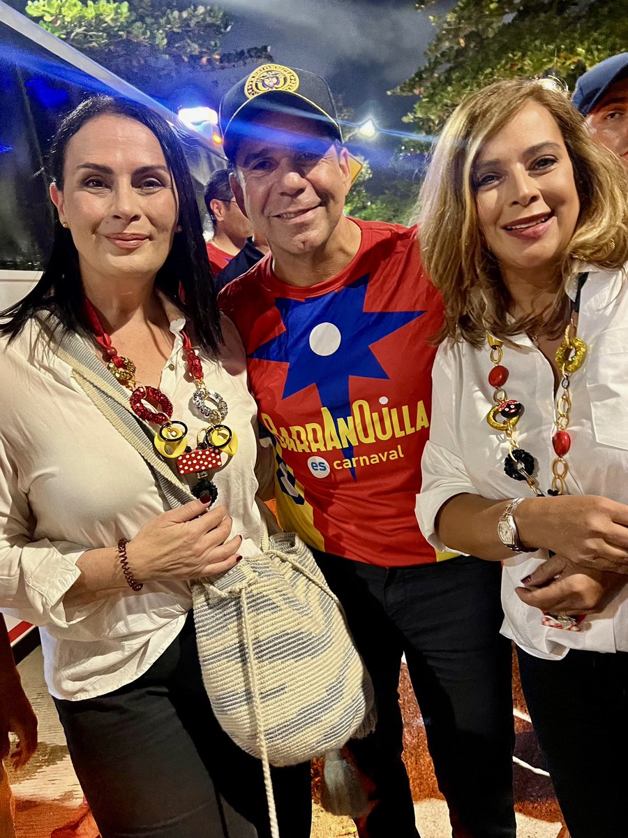 dona_pily2's tweet photo. Un amigo ahí… https://t.co/KshW2A9jpN