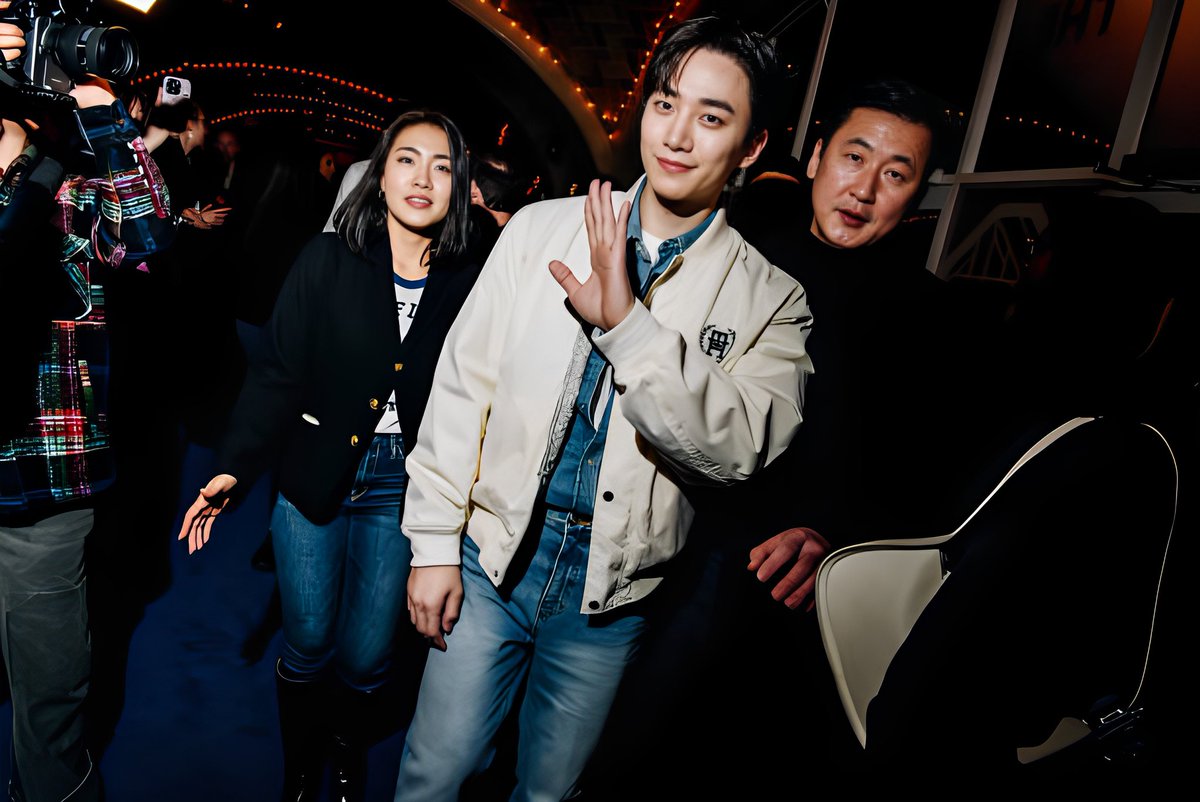 📸 240209

.<a href="/follow_2PM/">2PM</a>’s LEE JUNHO (<a href="/follow_leejunho/">LEE JUNHO Official</a>) at Tommy Hilfiger RTW Fall 2024 as part of New York Ready to Wear Fashion Week.🗽

#2PM #투피엠 #JUNHO #준호