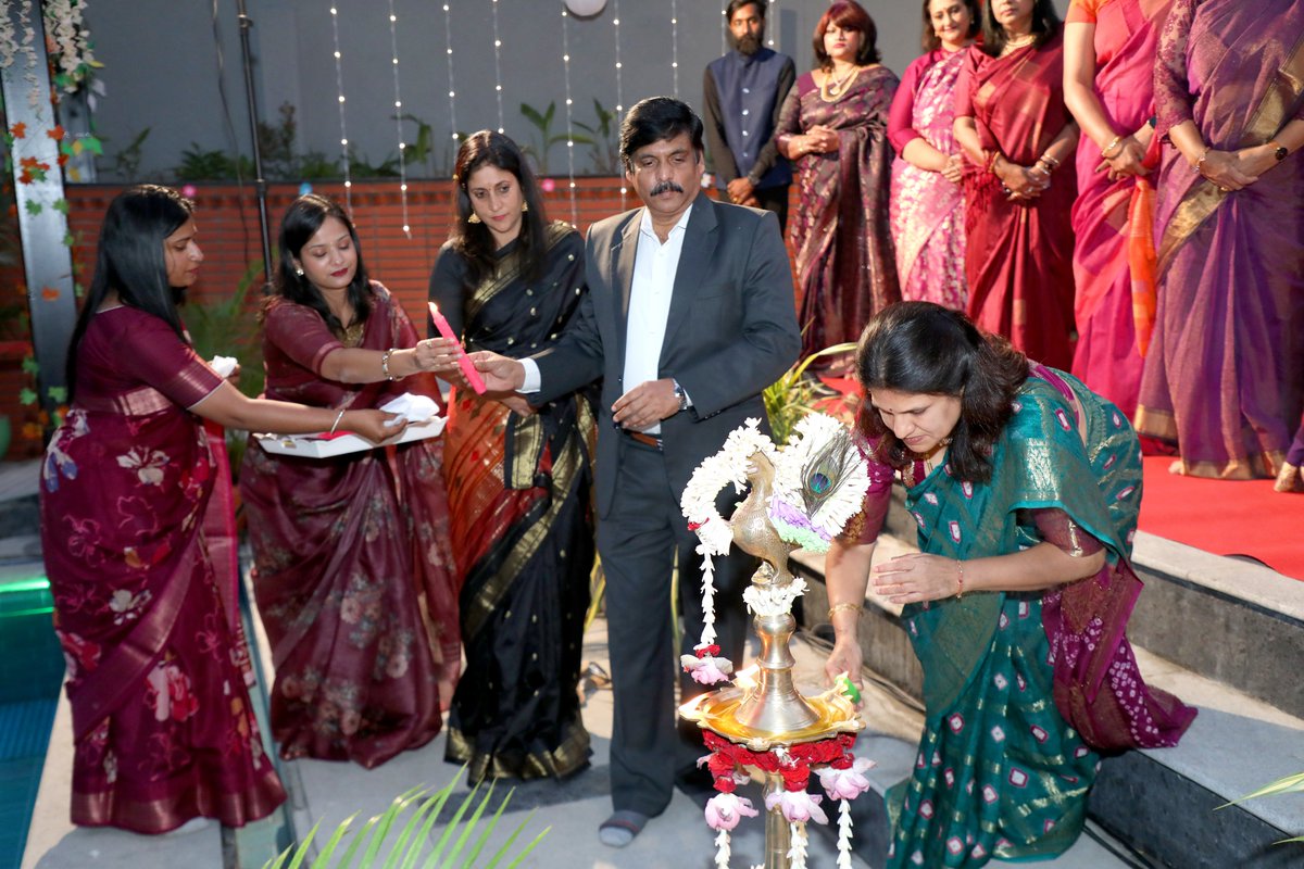 SchoolGopalan's tweet photo. Valedictory Ceremony 2024.
Congratulations to the graduating batch of 2023-24 of GIS
#gopalaninternationalschool
#joyoflearning
#ValedictoryFunction
#congrulations
#students
#2023-24
#Whitefield
#bestschool
#ICSE #igcse #cambridge https://t.co/ztrZvO3Yrl