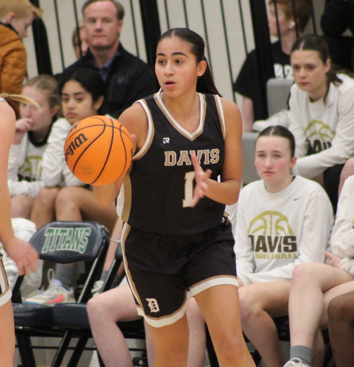 JamesTate (@jamesta50) on Twitter photo 🏀 Big Region 1 win for <a href="/davishighdarts/">Davis High School</a> GBB 68-45 over <a href="/Cusegirlsbball/">Syracuse Titans Girls Basketball</a> Darts T'Maea Eteuati <a href="/t_eteuati/">T’Maea Eteuati</a> scored 26 points, making 8-3 pointers.
<a href="/KendraKitchen/">Kendra Kitchen</a> 18 pts & 4 3's. Kate Richards 16 pts & 4 3's. <a href="/TheHiveSports/">The Hive Sports</a> <a href="/utladyprospects/">Utah Lady Prospects</a> <a href="/PGHUtah/">Prep Girls Hoops Utah</a> 🏀 Big Region 1 win for <a href="/davishighdarts/">Davis High School</a> GBB 68-45 over <a href="/Cusegirlsbball/">Syracuse Titans Girls Basketball</a> Darts T'Maea Eteuati <a href="/t_eteuati/">T’Maea Eteuati</a> scored 26 points, making 8-3 pointers.
<a href="/KendraKitchen/">Kendra Kitchen</a> 18 pts & 4 3's. Kate Richards 16 pts & 4 3's. <a href="/TheHiveSports/">The Hive Sports</a> <a href="/utladyprospects/">Utah Lady Prospects</a> <a href="/PGHUtah/">Prep Girls Hoops Utah</a>