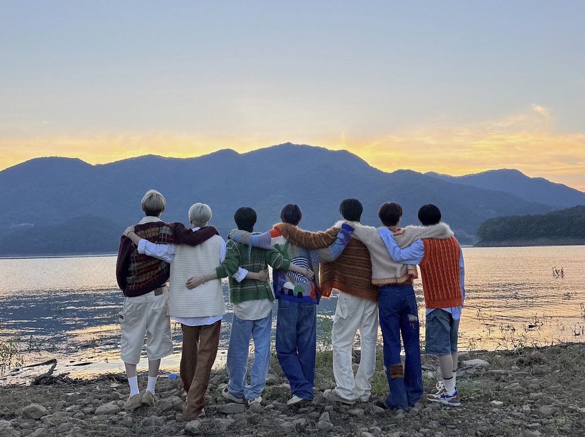 myrulebreakers's tweet image. my solace✨