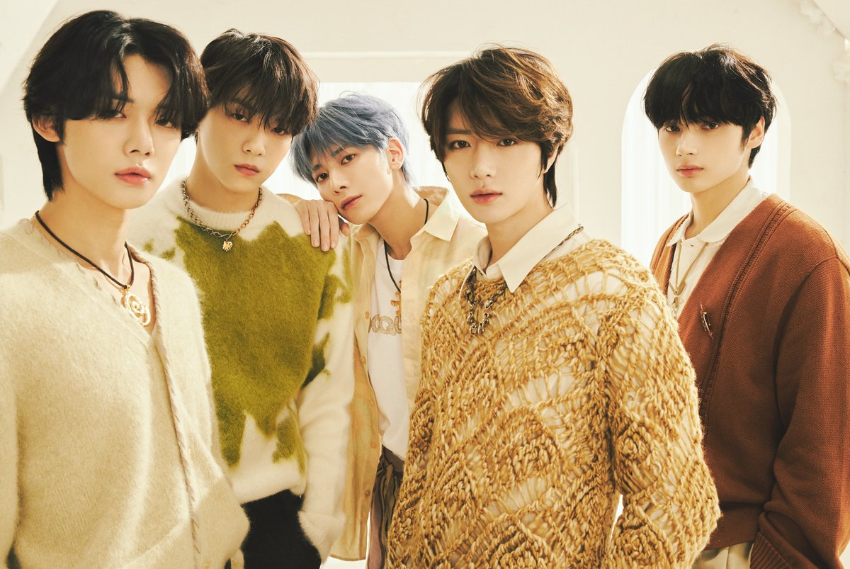 RANK: 4th Generation K-Pop Groups

#1 TXT