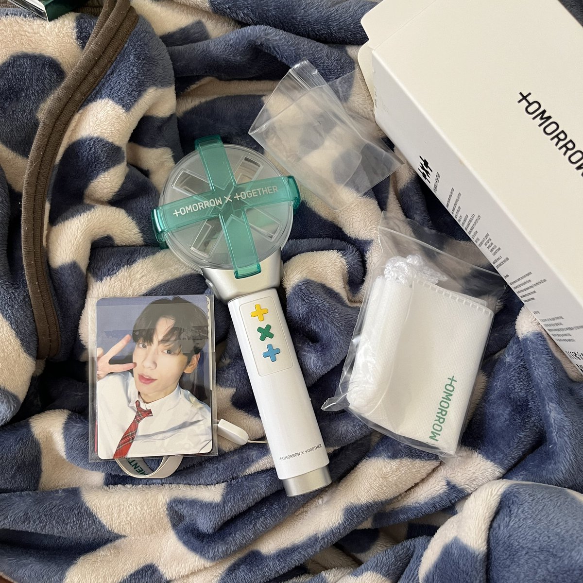 woniepc's tweet photo. #miavail! wts lfb ph txt tomorrow x together moa

moabong ver 1 - ₱1,200

𖦹 used once (connected successfully during con)
𖦹 complete inclu
𖦹 onhand ! payo
𖦹 gcash ! ggx/sdd
𖦹 reply or dm “mine” to claim https://t.co/Ns1v63XkYN