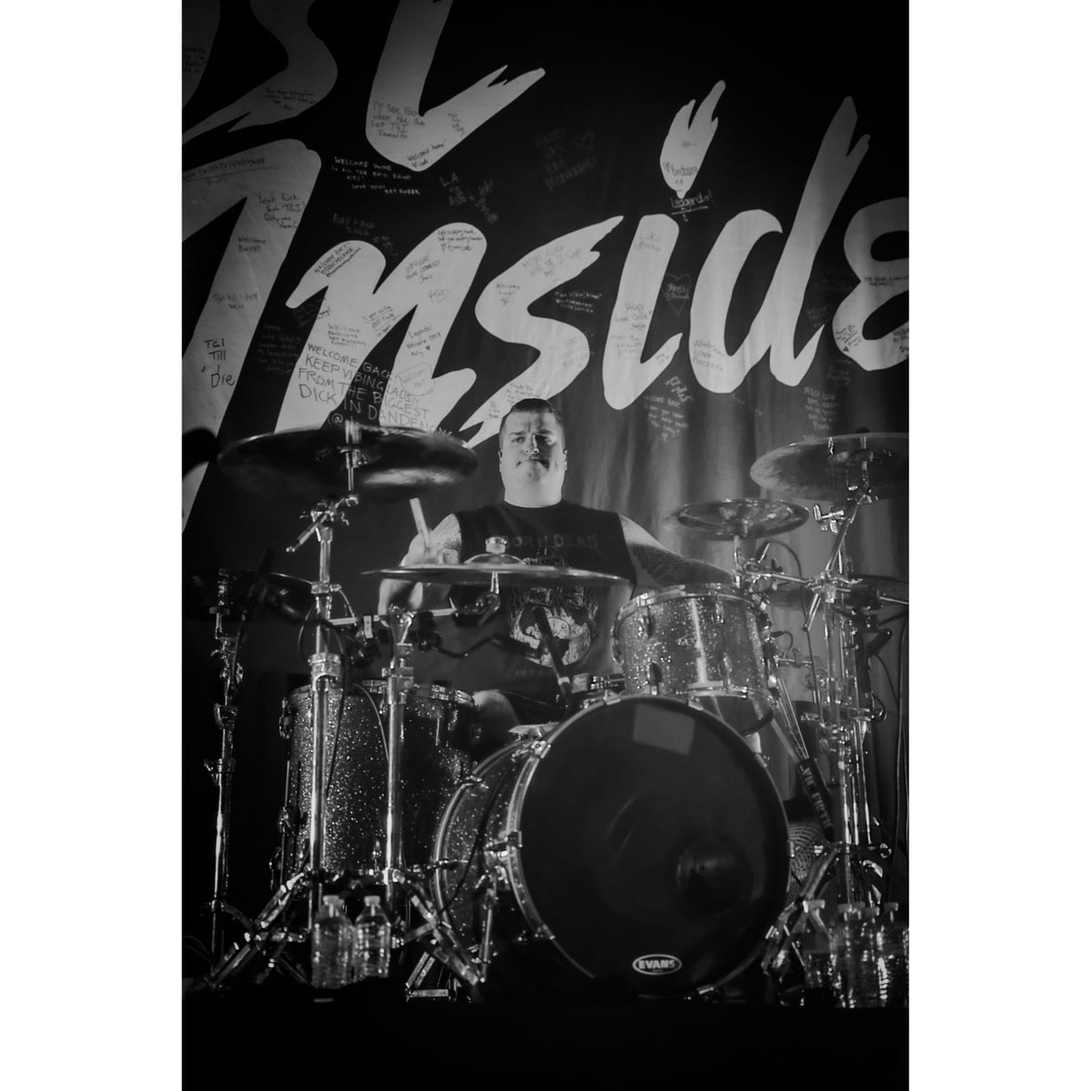circovolador's tweet photo. Desde #CircoVolador #GhostInside https://t.co/LUXL2xjT1z