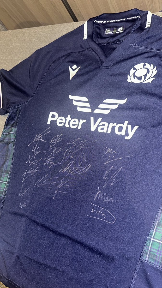 Fraser Neave tweet media