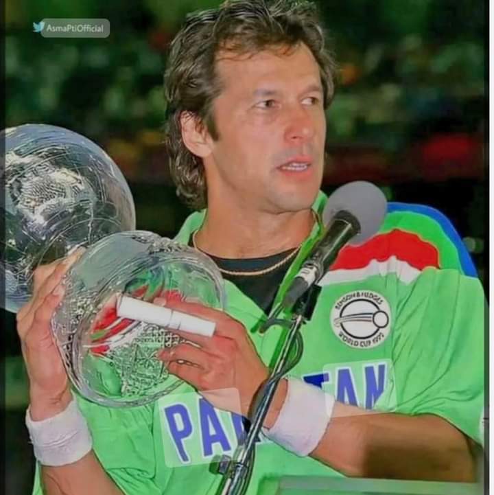 hurr55's tweet photo. Prime minister @ImranKhanPTI

@hurr55
@mahs76
@baw_26
@2mllik
@1li1sd
@1y1la 
@guljnt
@Arif1q
@iN0u2  
@Rpti_0
@ra_hii1 
@1hijab
@1insh1 @JR_insha
@_01sak 
@h_a_d9
@PTI6g
@aj_kb9
@_mahi_9
@K_G_898
@1Shzadi
@Neeli57
@CMir76
@novol_n 
@PK50K 
@AfaqS10
@Hsan_02
@_aina1
#ImranKhanPTI https://t.co/VIcRrtkZDp