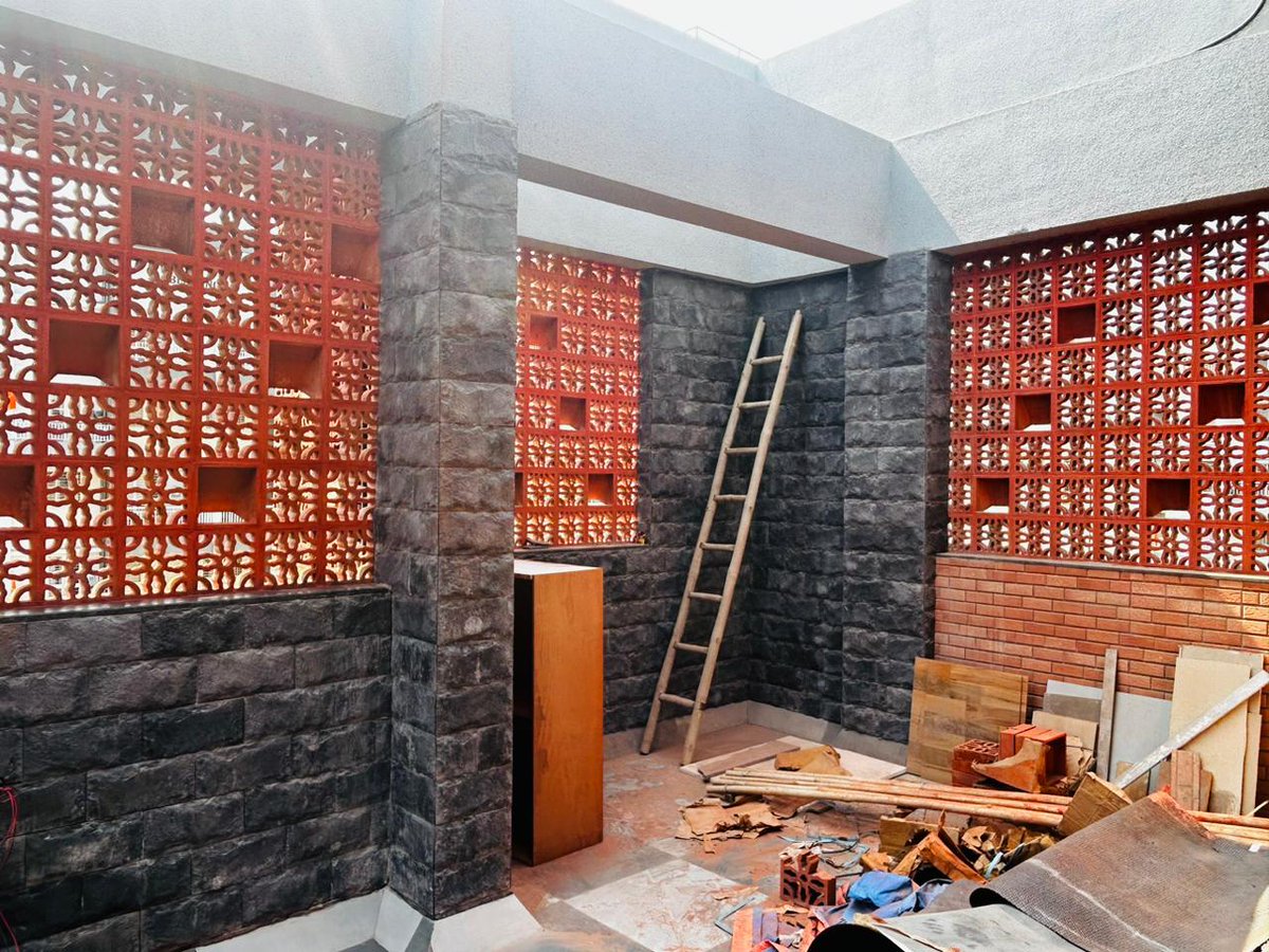 heritageindia15's tweet photo. #heritagebharat
#wallclading
#architecture #civilengineering #house #interiordesign https://t.co/yI6zsE5t7y