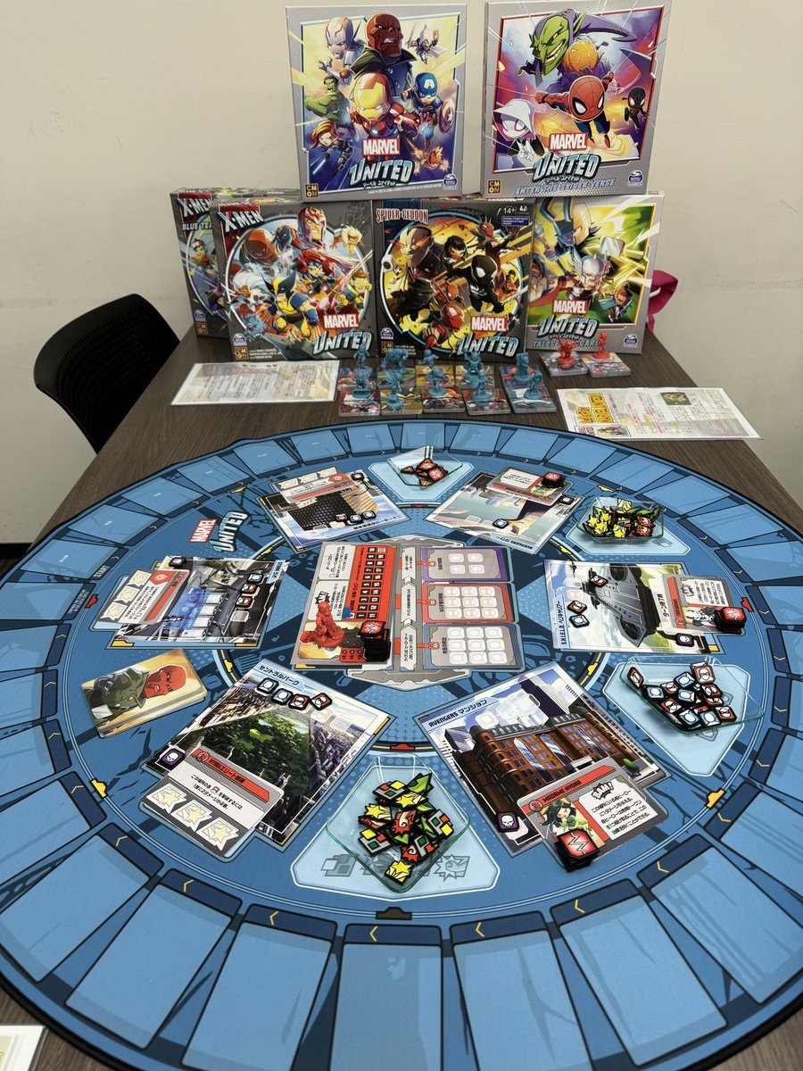 JUN_in_FSS's tweet photo. #CMONfes マーベルユナイテッド卓、遊んで頂きありがとうござきました！MARVEL好きならより、知らなくてもコミュニケーションが捗る、協力型の面白いゲームなので、是非遊んでみてください！またやる時は卓作ります！ https://t.co/Z7cbL5hCpK