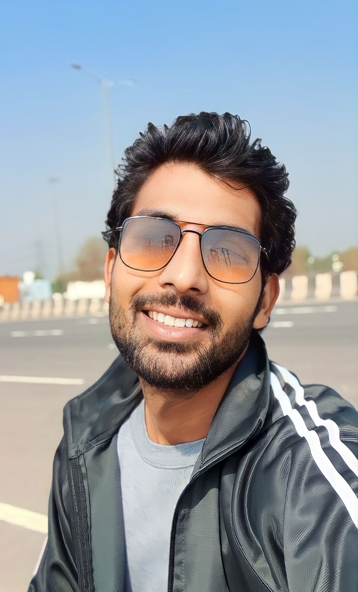 arunking15_'s tweet photo. थोड़ी धीरे चल ए जिंदगी
अभी तो काफी हिसाब चुकाना है! 🤗
#allrounderboy #king1five https://t.co/rZxVIlQLMw