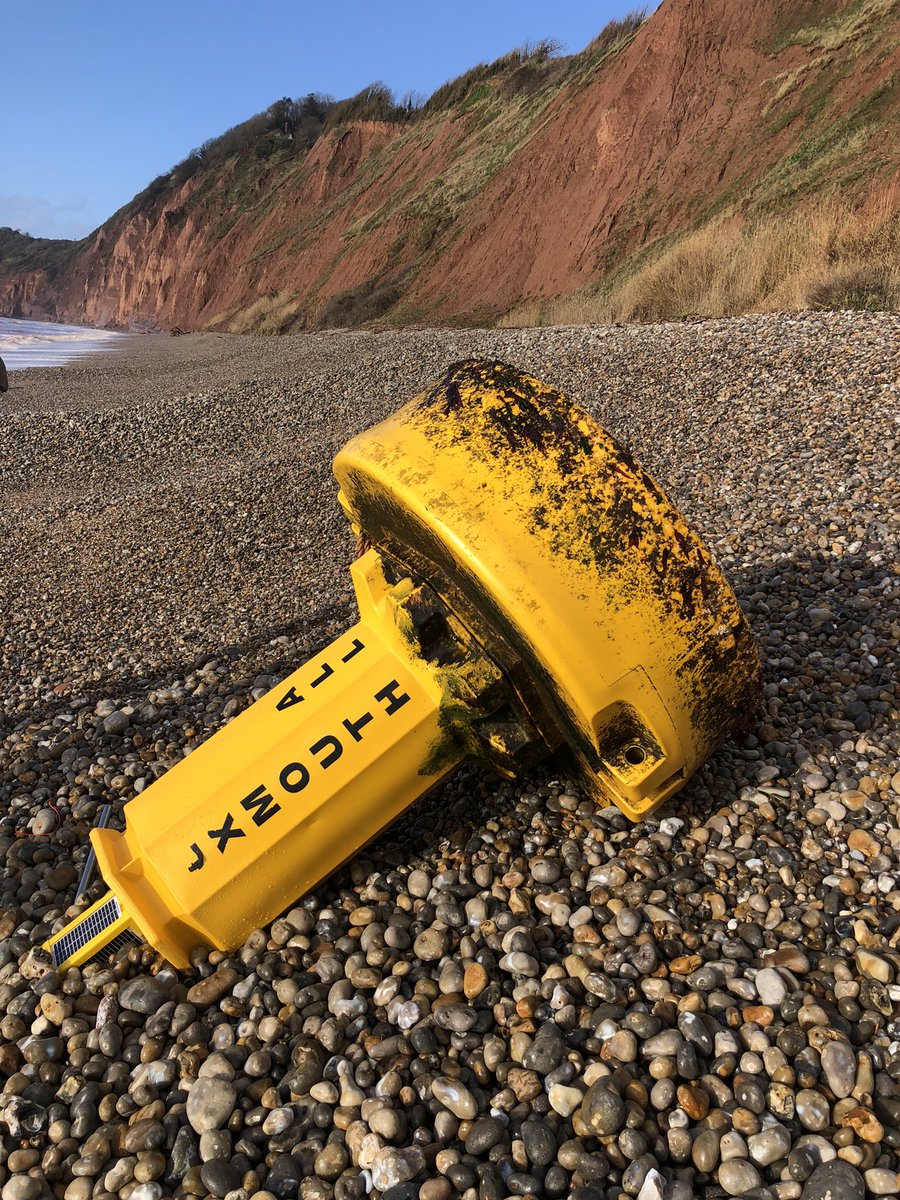 Makes a change from driftwood on Jacobs Ladder beach this morning @SidLifeboat <a href="/Exmouth/">Exmouth</a> <a href="/ExmouthNubNews/">Exmouth Nub News</a> #sidmouth