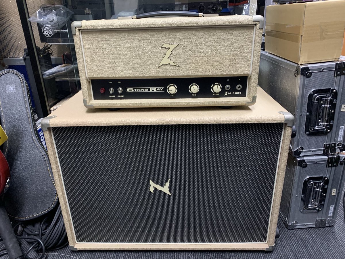 大変貴重なアンプが 2台入荷しました。Dr.Z STANG RAY キャビセットが