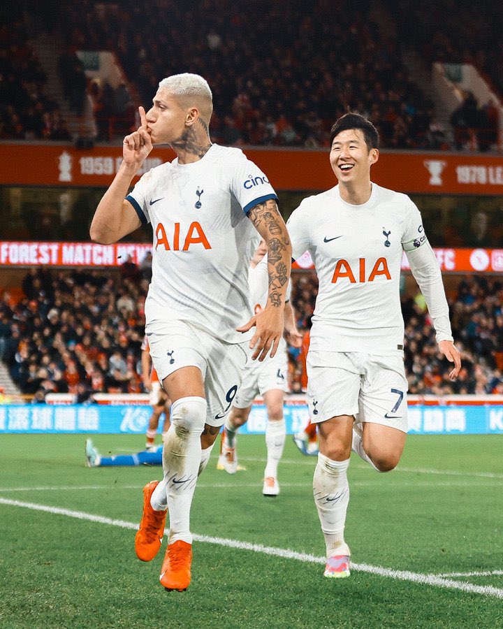 BADER_D_Lautaro's tweet image. #Spursday  #interday💙🤍