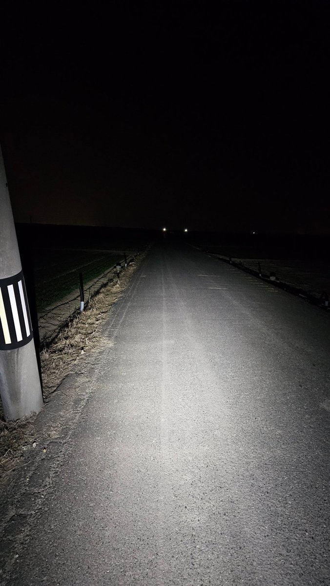 ichir0roie's tweet photo. 反射板すらない道をとおれと…
でも久しぶりに見たオリオン座！ https://t.co/G30cArHPVN