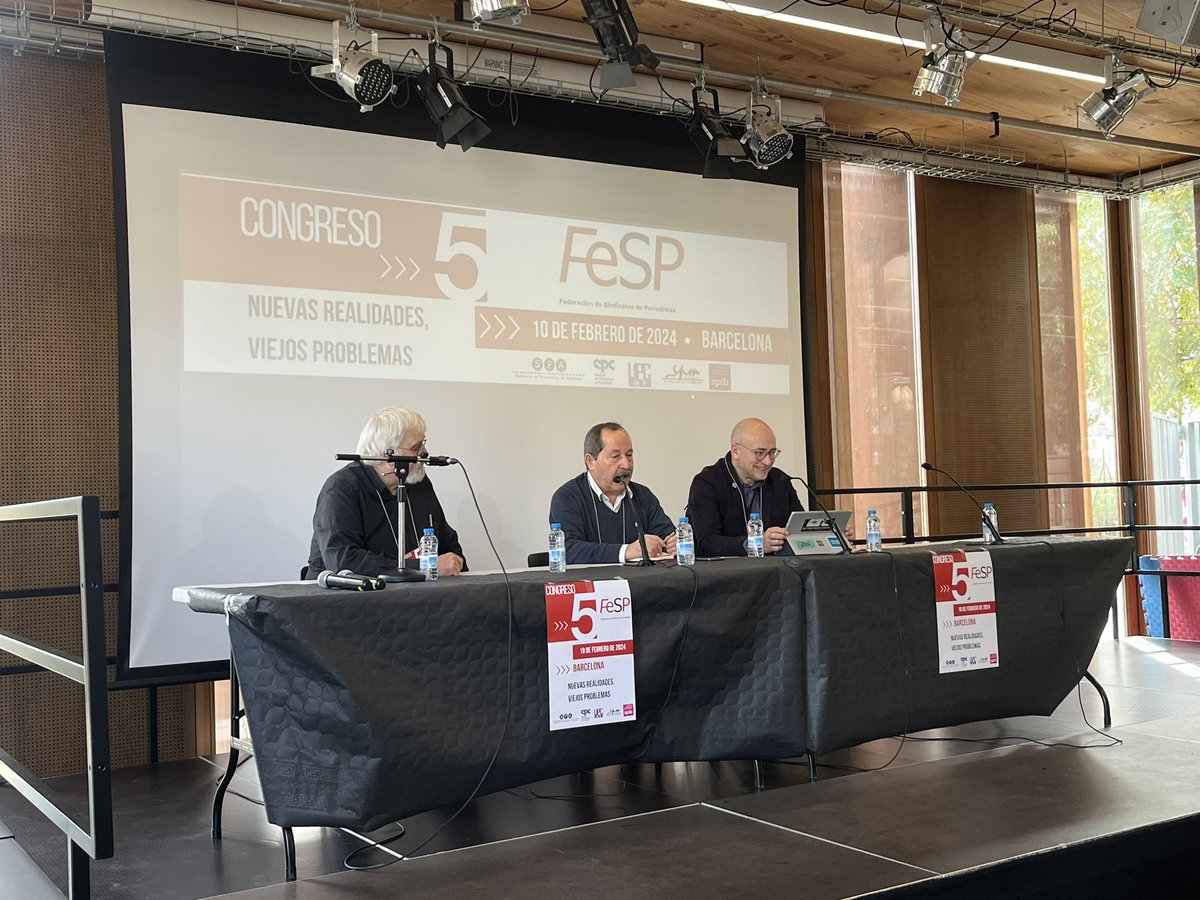 Comencem el cinquè congrés de la <a href="/Fesp/">fesp</a> recordant els periodistes assassinats en l’exercici de la seva feina i també els empresonats
