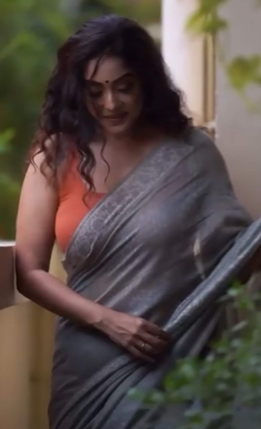 GF9C9SAX0AAet0P?format=jpg&name=large