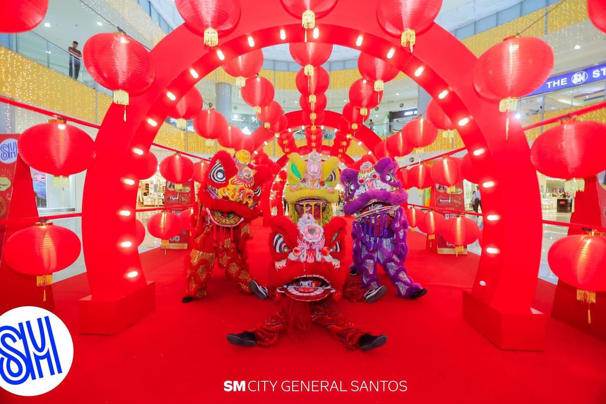 Xin Nian Kuai Le! 🧧

SM City General Santos welcomes the Year of the Dragon with South Cotabato Filipino-Chinese Chamber of Commerce Volunteer Fire Brigade Lion Dancers for prosperity dance! 

Bring the #LuckInLoveAtSM and witness an electrifying performance that will surely
