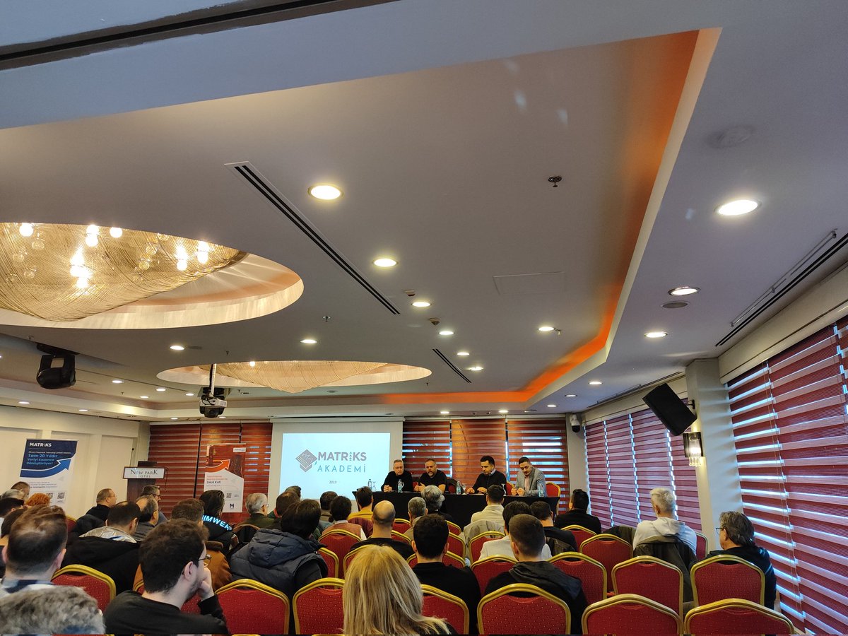 SuperalgosTR's tweet image. Ankara'da @Matriks_IQ tarafından düzenlenen, @kivancozbilgic @Anil_Ozeksi ve @CemTutar_'ın konuşmacı olduğu #AlgorithmTrading toplantısındayız.
Hoşgeldiniz,iyi ki geldiniz...
