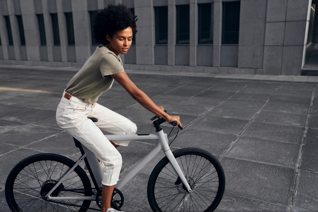 Cowboy awarded ‘Best Urban Commuter E-Bike’ in the Micromobility Industries Rider’s Choice Awards. That's why we stock them. Everybody loves a Cowboy, right?

blike.com/bike/recd67izP…