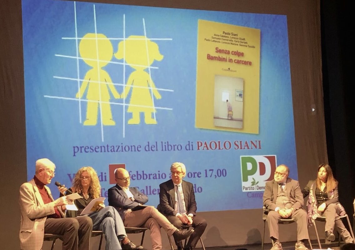 Mai più bambini innocenti in carcere. Ieri sera a Napoli una bella serata organizzata dal Pd della Campania, in un teatro pieno, con il Senatore Misiani che ha preso l’impegno di continuare questa piccola battaglia di civiltà in Parlamento, noi continueremo a farla tra la gente.