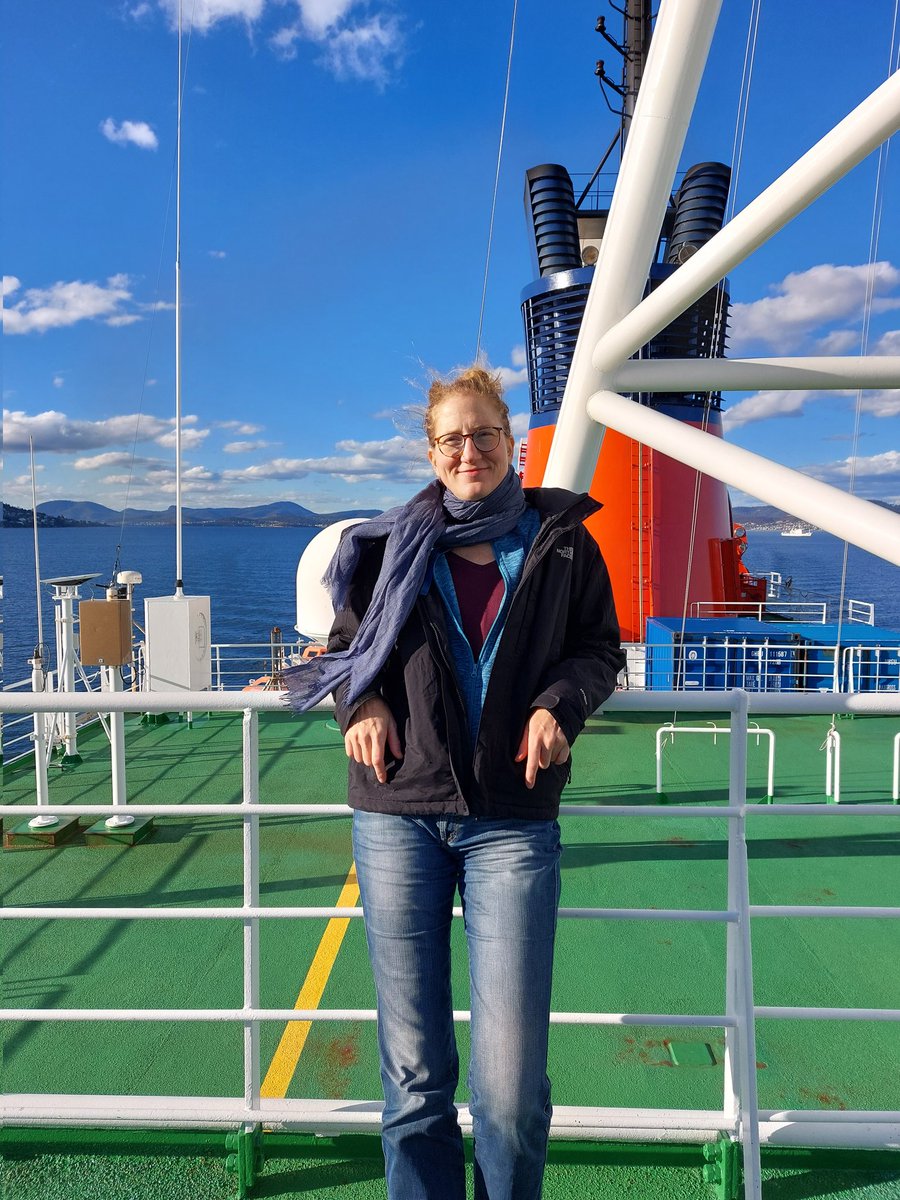 I am delighted to be part of the #Polarstern expedition #PS141 (East Antarctic Ice Sheet Instability). To follow our path from #Hobart see follow-polarstern.awi.de
