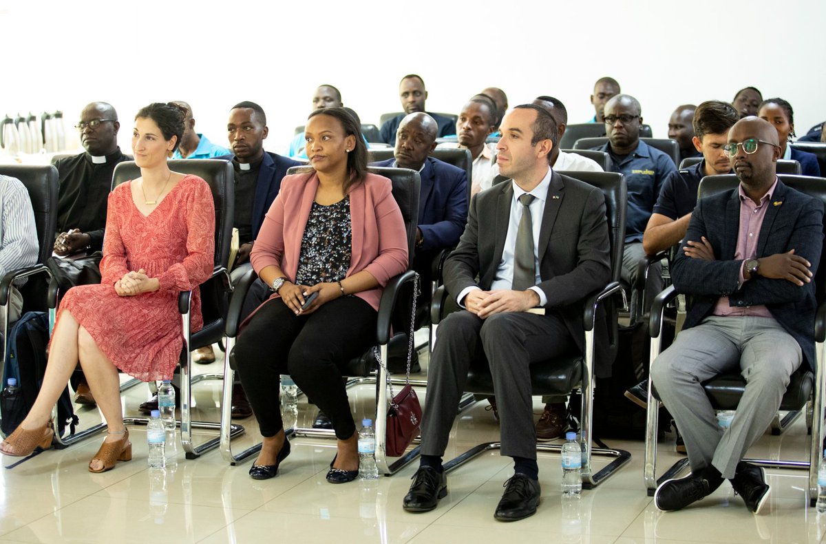 Rwanda_Sports's tweet image. These wheels represent more than just a ride—they&apos;re a symbol of opportunity and empowerment for our youth. Let&apos;s pedal towards a brighter future together! 🌟 #IsongaProgram #YouthEmpowerment