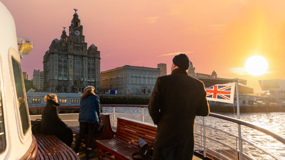 'So ferry 'cross the Mersey...' Destination #Liverpool🌞 @MerseyFerries