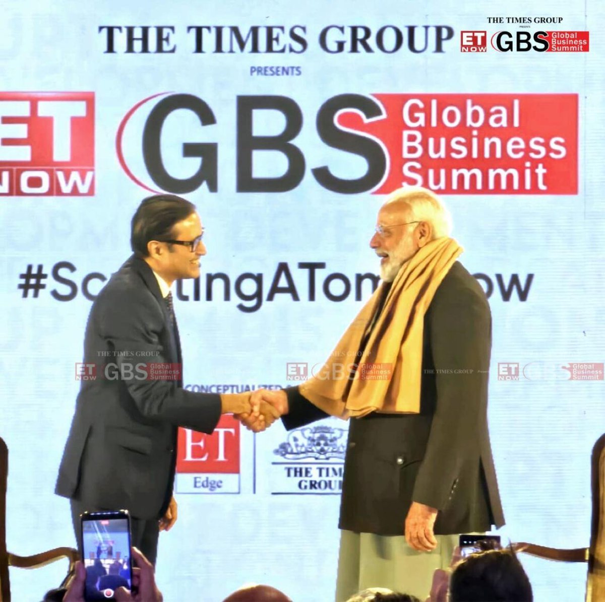 guttyakshay's tweet image. At #ScriptingATomorrow, the world is a canvas, and visionary leaders are the artists. Join the dialogue of progress and development, as we collectively paint a brighter and more inclusive tomorro