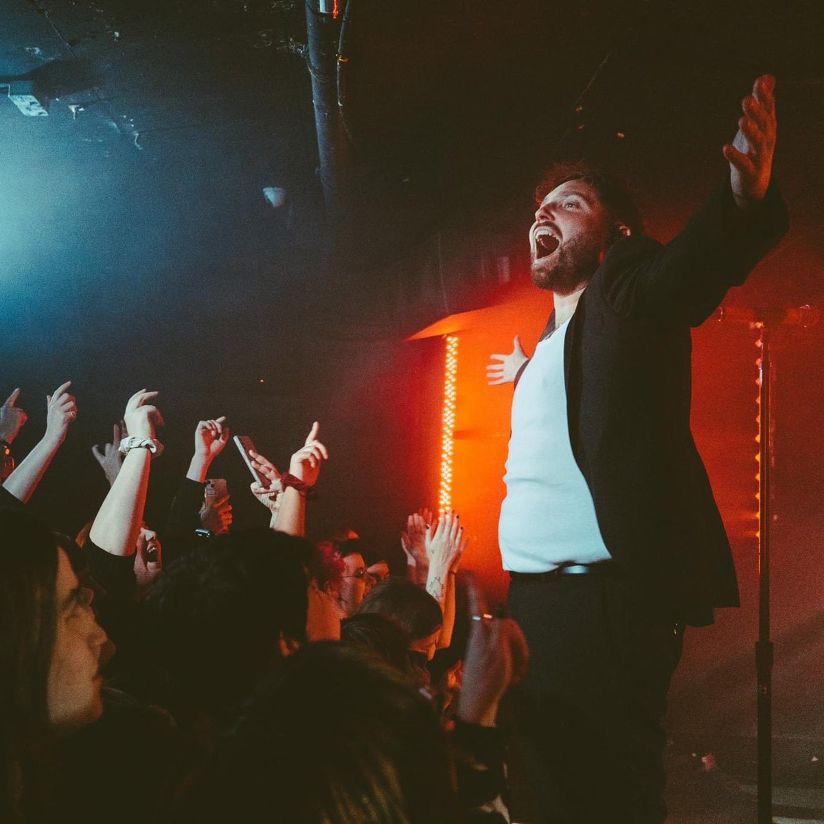 1 year ago today! <a href="/youmeatsix/">You Me At Six</a> joined us for an intimate album release show hosted by <a href="/Crash_Records/">Crash Records</a> 🔥 Who was there? 🙌

📸 <a href="/emmgibb/">Emma Gibbon</a>