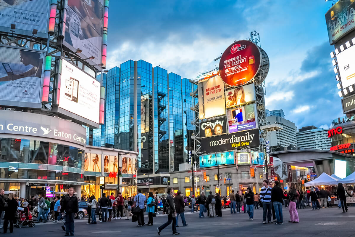 ADvendio's tweet image. &quot;Research shows that 83% of companies claim that AI is a top priority in their business plans.&quot; Check out our latest edition of 5 Advertising Technology Trends You Need to Know to learn more. 

eu1.hubs.ly/H07d4sL0

#adtech #advertisingtechnology #trends #AI #Salesforce