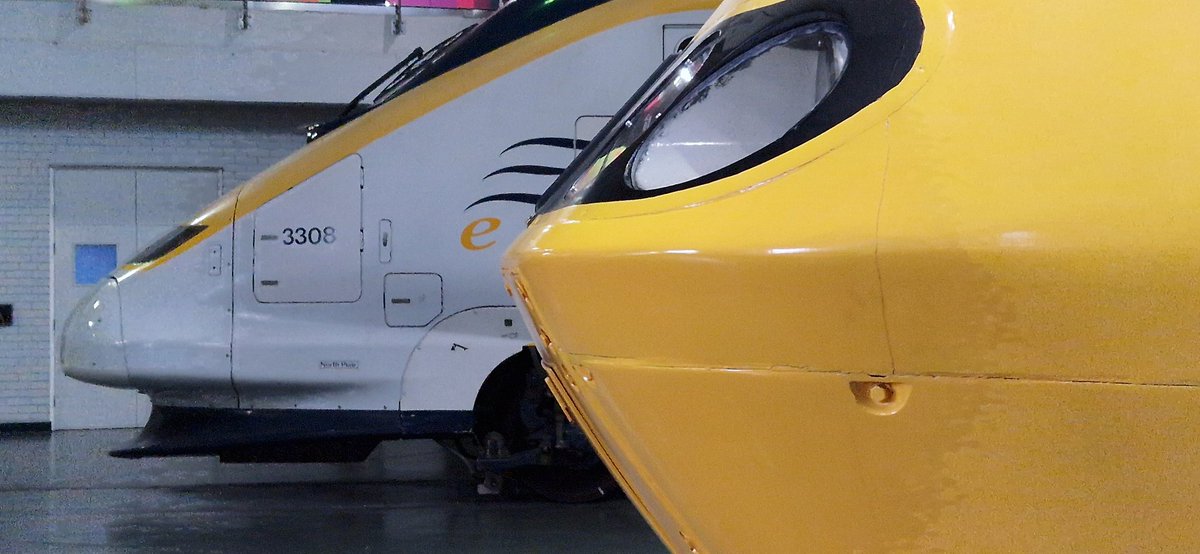 Justin on eurostar tweet media