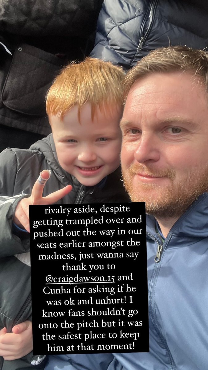 Really good to hear that Wolves players Matheus Cunha and Craig Dawson both came over to check and make sure this young West Brom fan and his dad were ok and unhurt during the chaos that unfolded during yesterdays game. 👏

#WWFC #WBA