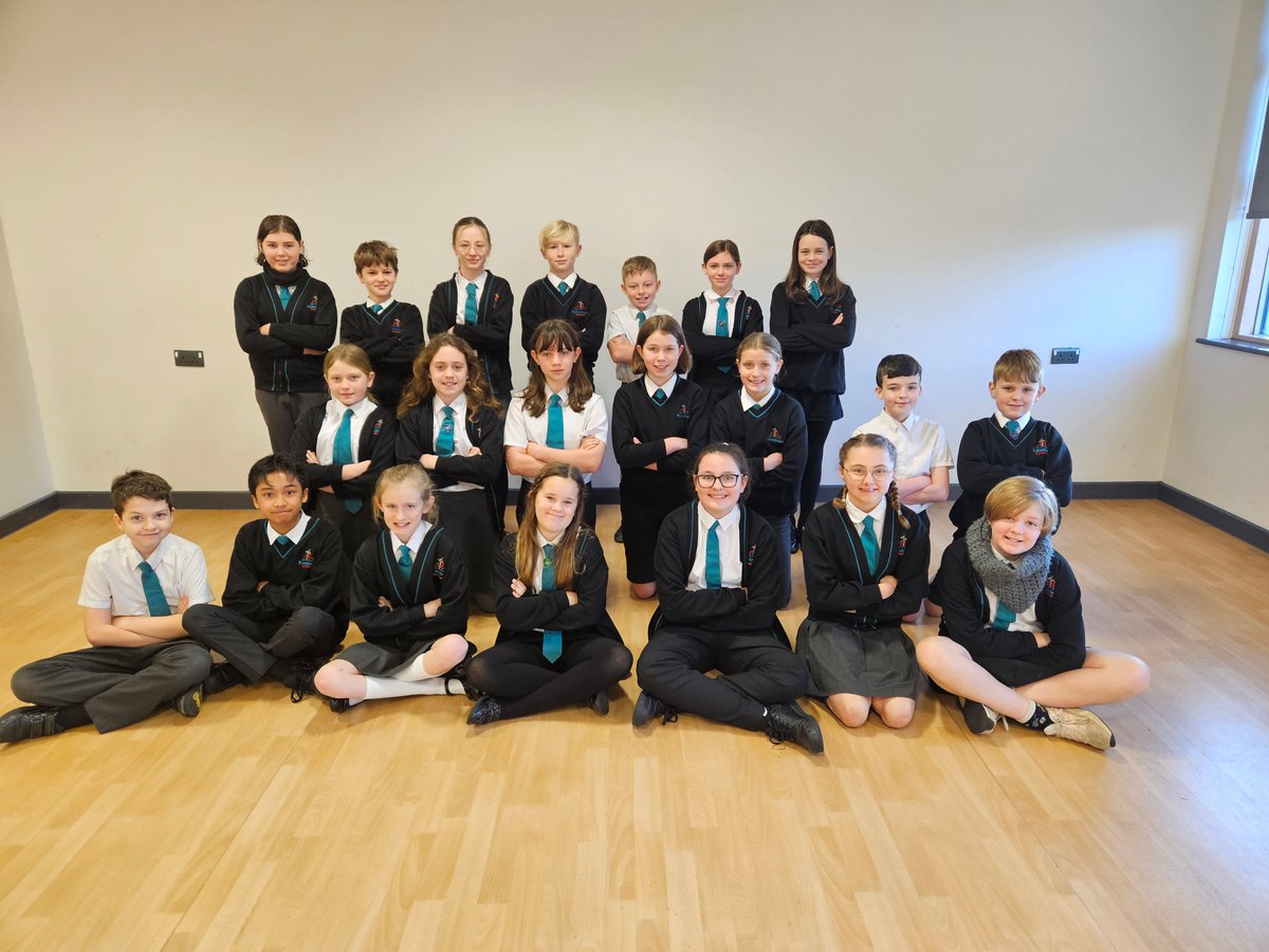 StMattsAcademy's tweet image. St Matthews are mad about NETBALL. This term, our Year 6 teams have participated in 3 events. Each team returned with newfound knowledge, skills, and confidence for the game. Great job teams! #TeamSTMatts #Netballers