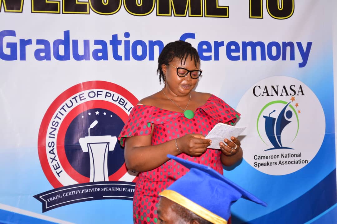 QueentarShiwoh's tweet photo. It was a done deal at the  African Inclusive Institute  and Texas Institute of Public Speaking.The Vision is real.
Sir Oliver Nshom thanks immensely  for  this opportunity to deliver a key note on  "The Power of Audacity"!
maniqueen1234@gmail.com
@ChrisFomunyoh
#VSAI https://t.co/wOkED4W0YL