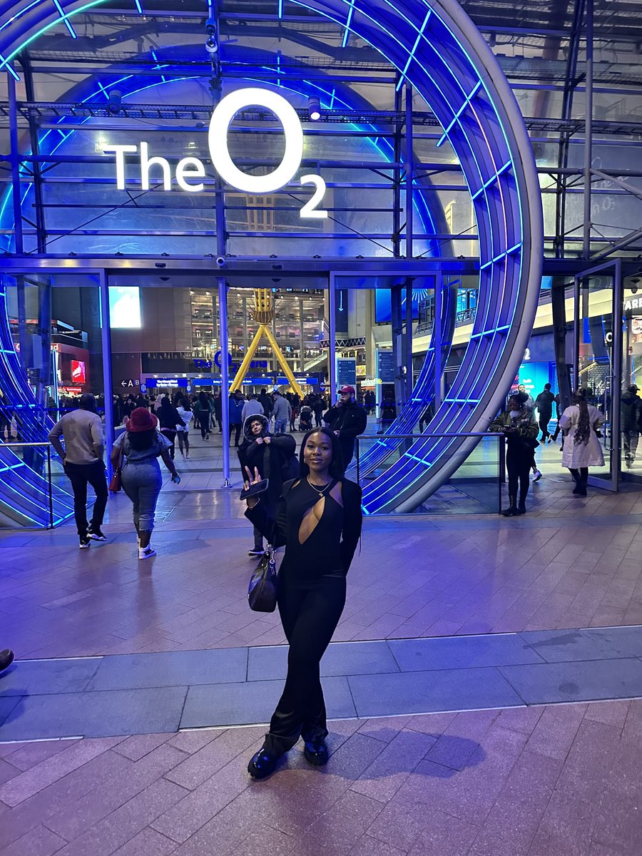 jennyrous's tweet image. Yesterday was a movie!
My fav for a reason @davido 
#DavidoO2Arena