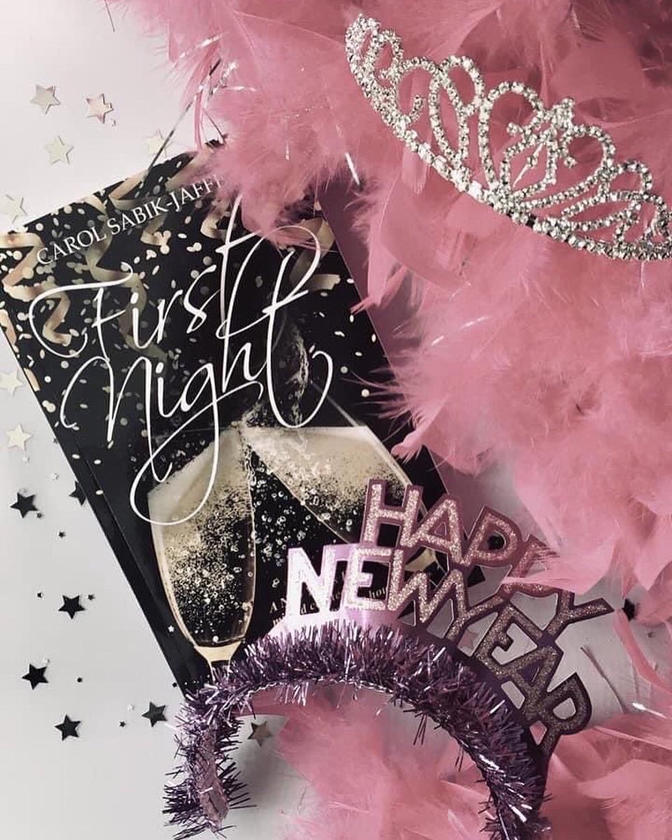 CarolSabikJaffe's tweet photo. Need a NYE do-over?🥳
An awkward meet cute. An epic NYE first date. She has a family tradition to save. He’s all-in to help.
“Charming. Magical. …a delicious, and at times hilarious, romance…”⭐️⭐️⭐️⭐️⭐️
#RomCom #Winter #HolidayRomance #1stDates #LOL
https://t.co/zXZfs53noS https://t.co/GdnovhTUPm