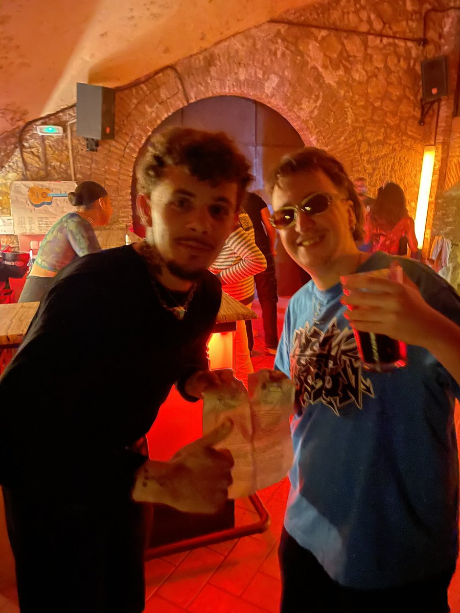 SteezyDavo's tweet photo. HISTORIA https://t.co/FzORoNr4V3