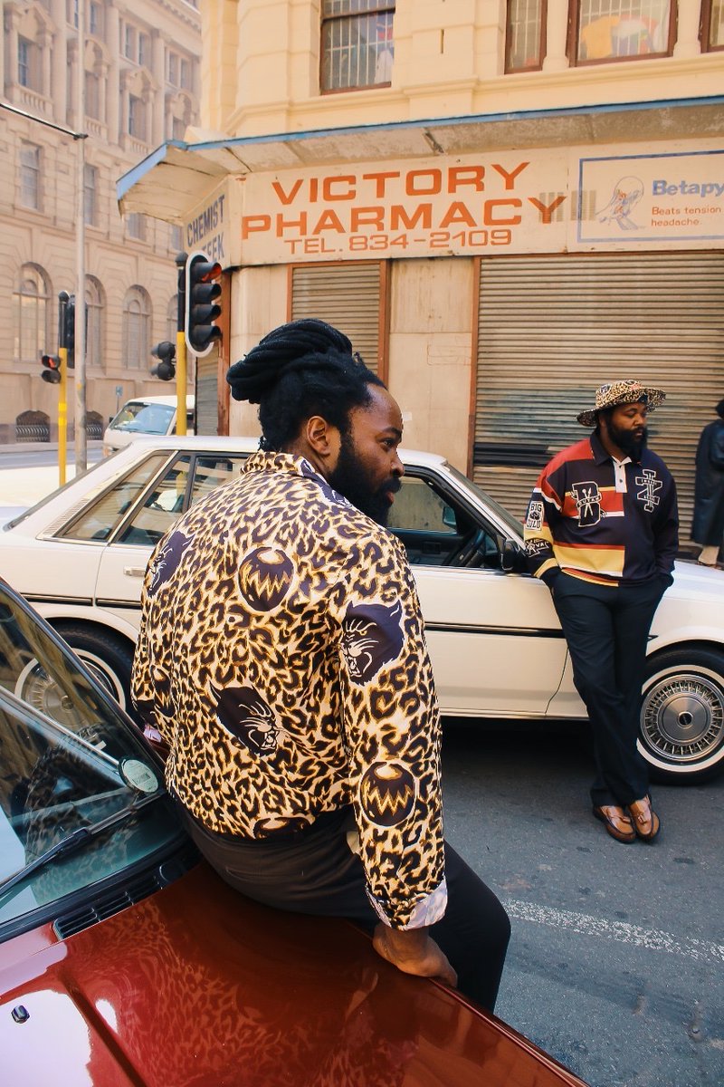 inkabi_zezwe's tweet photo. uNdabezitha, Zulu kaMalandela ngokulandela izinkomo zamadoda, Zulu ondlela zimhlophe, wena kaPhunga noMageba🤲🏽
@bigzulu_zn for @inkabi_zezwe x @butan_official capsule👔
#inkabination
#InkabiZezwe
#MCM https://t.co/77Fj060tCh