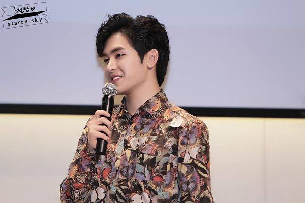 woohyoons's tweet photo. hoya is for the girls who tell everyone they hate love but are hopeless romantics. https://t.co/kyFzjnrRfx