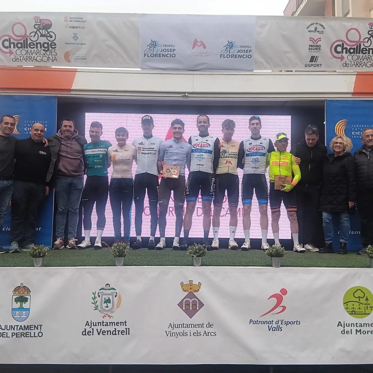 ciclismecat's tweet photo. 🏆El jove Albert Roca s'emporta la victòria a la 18a edició del Trofeu Josep Florencio.

🚴176 ciclistes van ser a Mont-roig del Camp per la disputa de la prova, dins la Challenge a les Comarques de Tarragona.

+ info 👉 https://t.co/JvaAXvUxAX

#ciclismecat #carretera https://t.co/MFMn1bHfM8