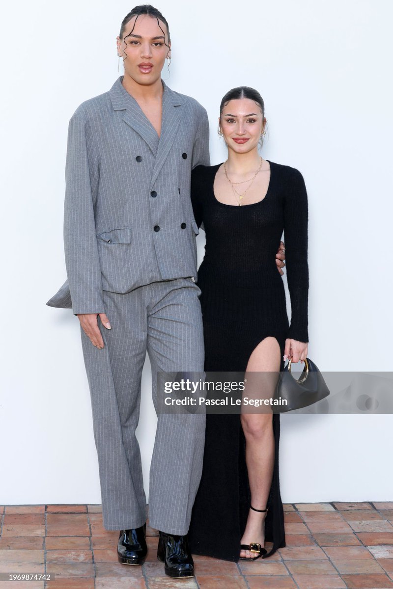 TeamLenieOff's tweet photo. 📸 | Lénie et Djebril au défilé @jacquemus ⭐️ #Staracademy https://t.co/3dR6YqoLnz