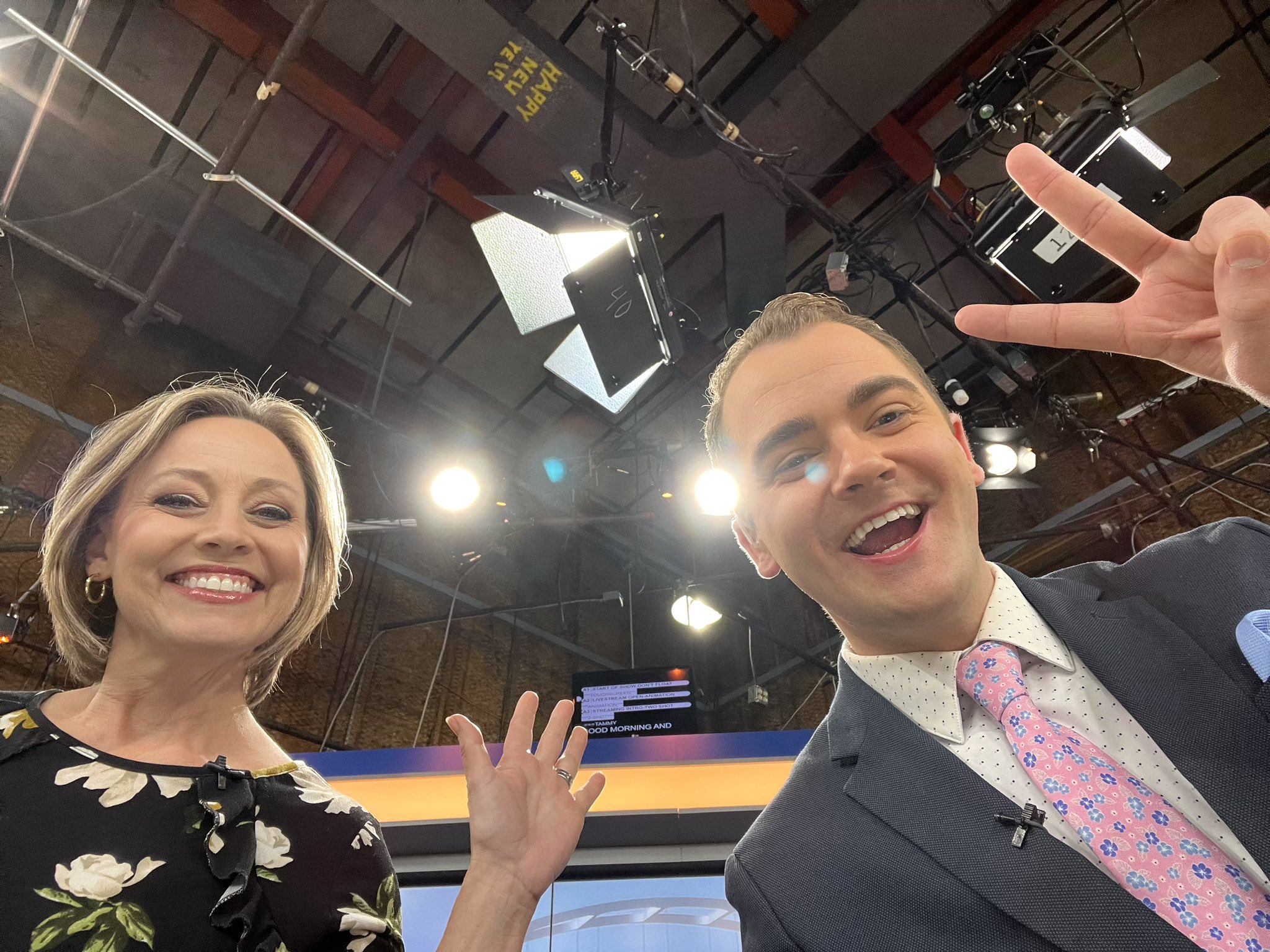 Tammy Elliott tammyelliottTV2 X
