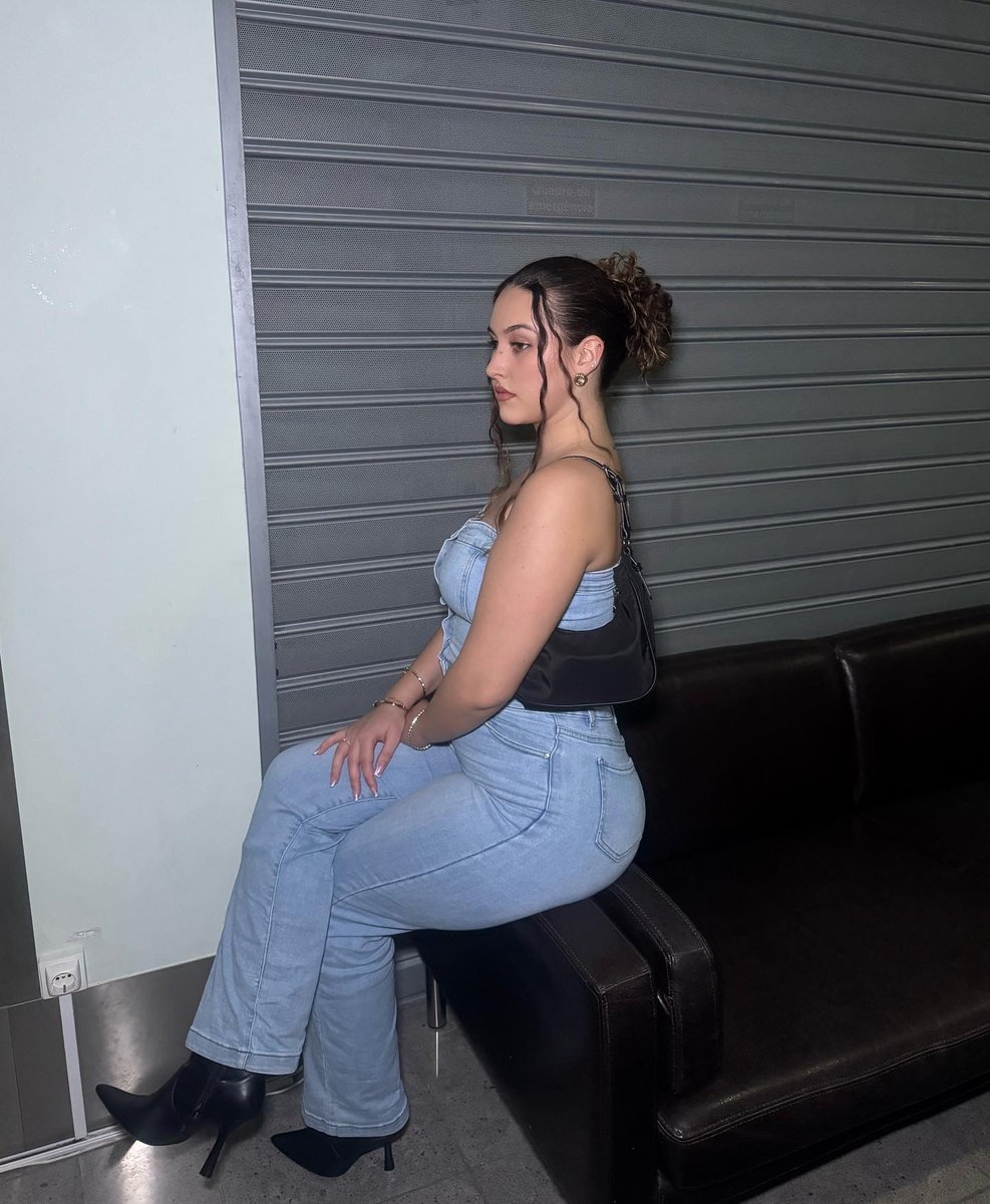 Inês tweet media