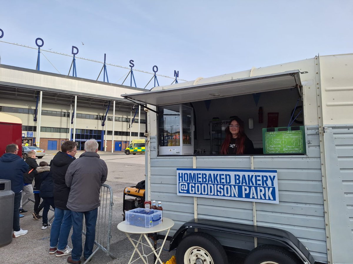 A full circle moment over the weekend! Our lovely Eliza volunteered on the horse box in #EFCFanzone on the weekend with her Mum, Catherine. 

Something her mum started doing with us when we started 10 years ago & has since become one of our longest serving employees!