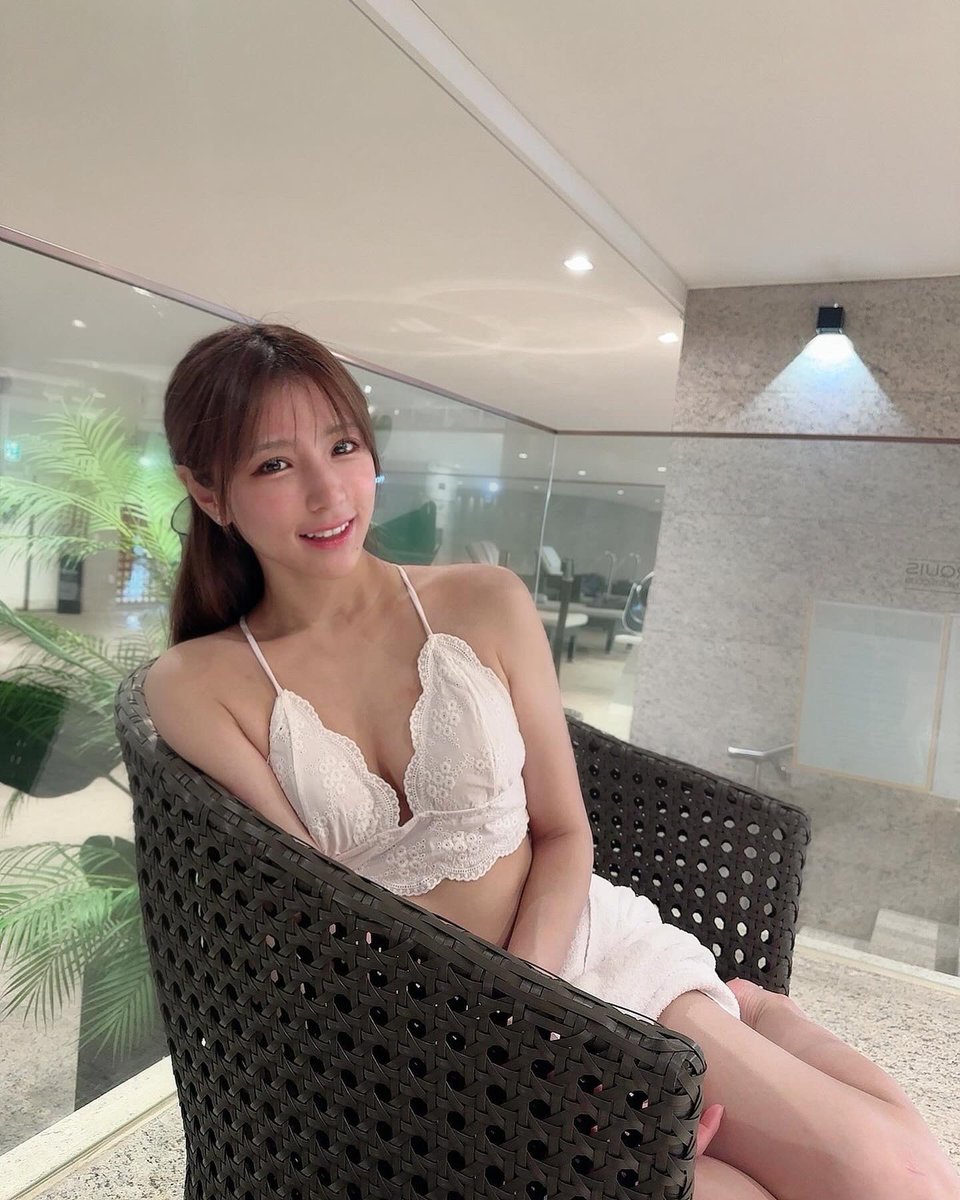 水着、下だけ持ってくるの忘れちゃった事件。