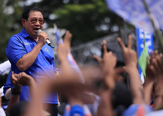 PDemokrat's tweet photo. Hadir berbagai kalangan masyarakat dari anak-anak muda, nelayan, petani, ibu-ibu, relawan, para caleg, kader dan simpatisan Partai Demokrat yang ada di Banyuwangi dan sekitarnya. https://t.co/ijWWFLJm4Y