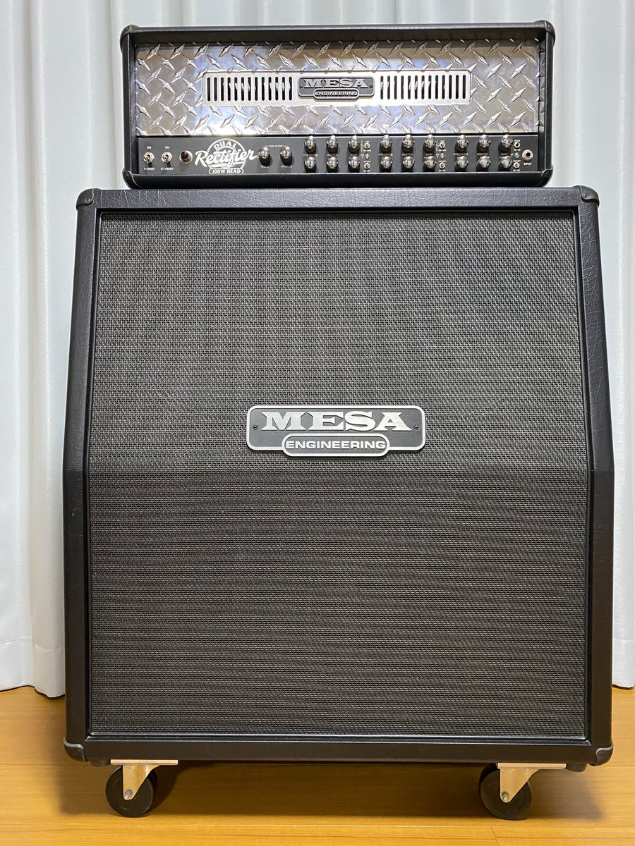 開封するだけで肩で息するくらいしんどかった…
ということで改めて超ド級のMNG！
MESA/BOOGIE  
DUAL Rectifire
4×12 Road King Slant Cabinet
ずっと夢にまで見ていたアンプが自分の部屋にあるなんて、めちゃくちゃ興奮する！
#MNG
#ギターアンプ
#MESABOOGIE