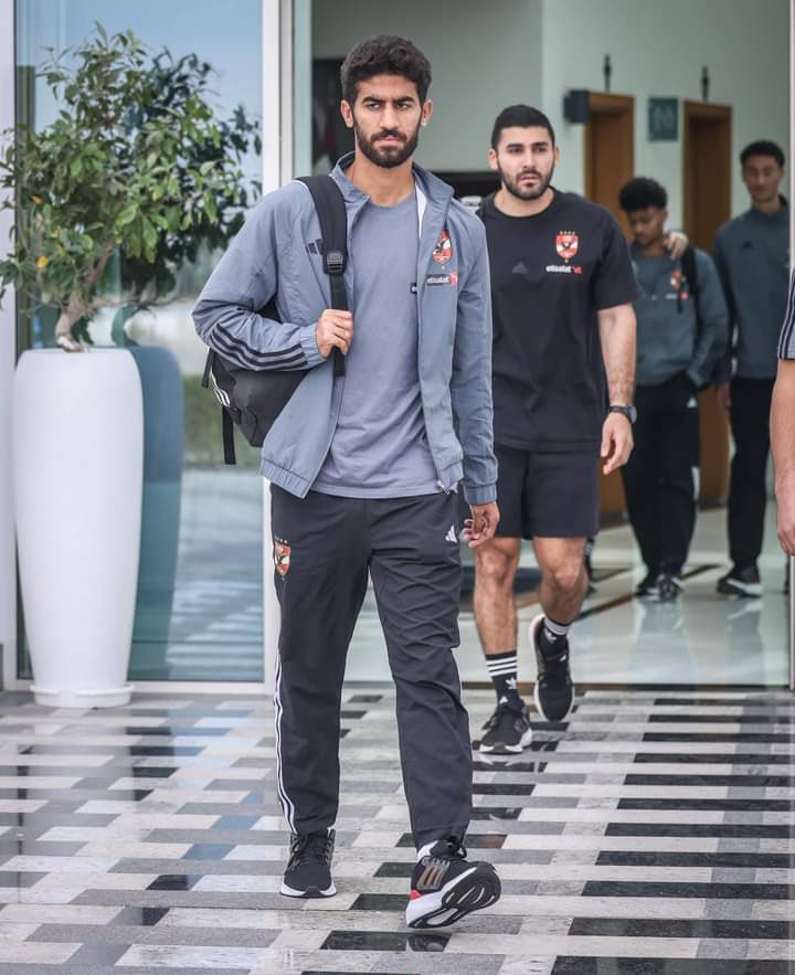 Godaa___'s tweet photo. 🦅🇦🇪🦁 https://t.co/JjWN40slts
